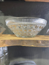 Load image into Gallery viewer, Federal Glass, Windsor Button & Cane Serving Bowl