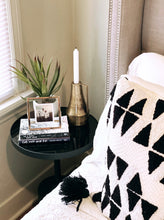 Load image into Gallery viewer, Rounded Pedestal Side Table - Black