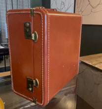 Load image into Gallery viewer, Vintage Travel Bar Set
