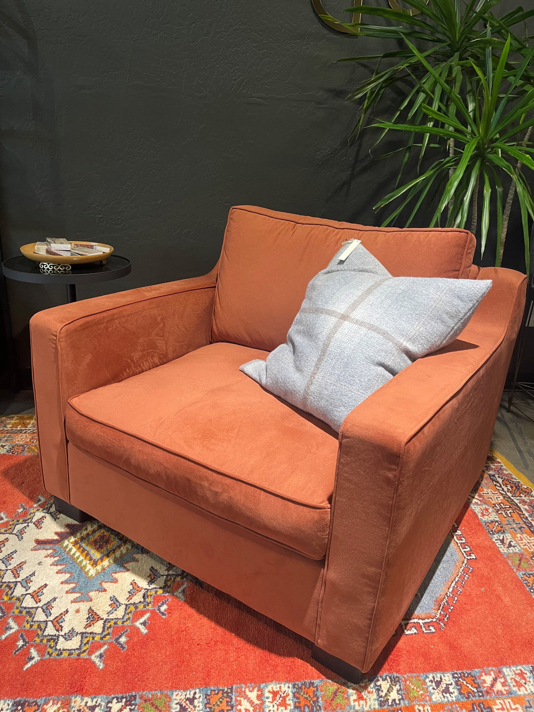 Metro Chair & 1/2