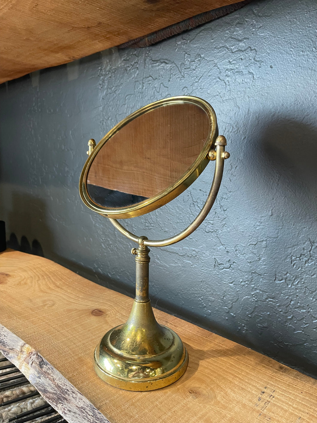 Vanity Top Make-Up Mirror - Height Adjustable
