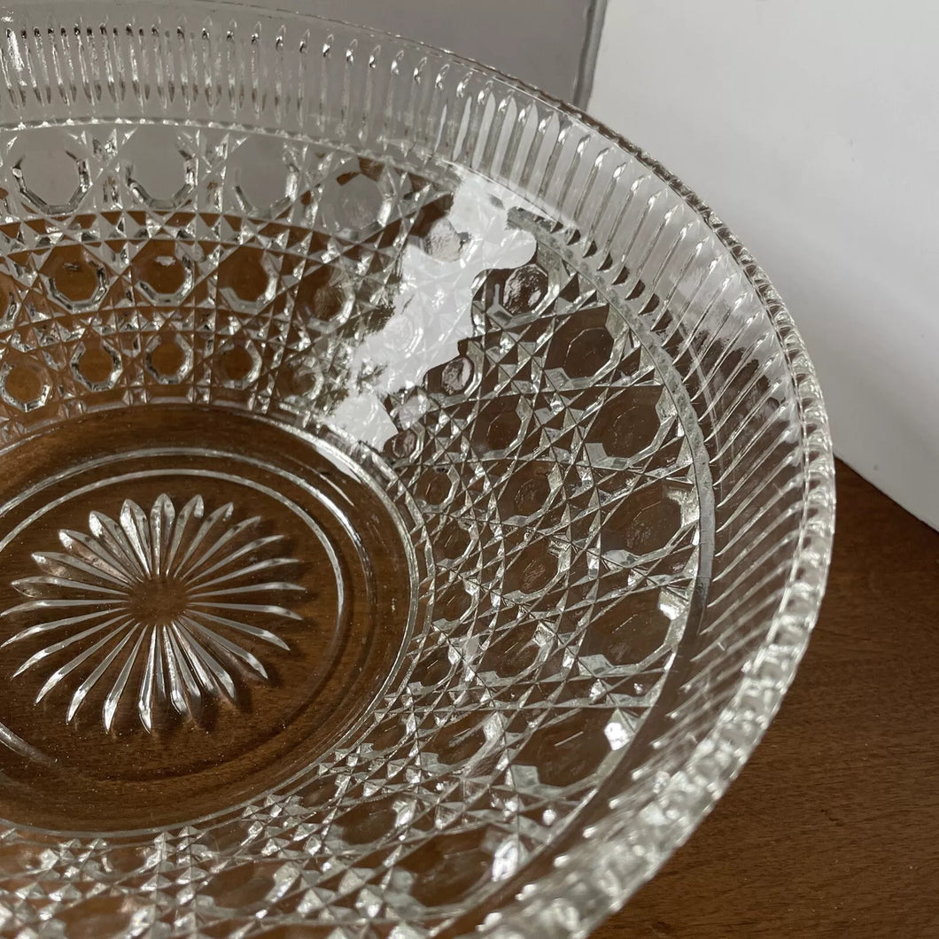Federal Glass, Windsor Button & Cane Serving Bowl